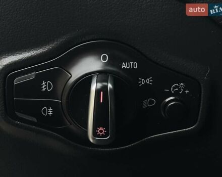 Синий Ауди Ку 5, объемом двигателя 1.98 л и пробегом 111 тыс. км за 18999 $, фото 29 на Automoto.ua