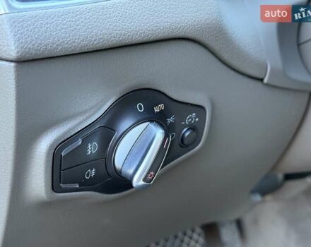 Синій Ауді Ку 5, об'ємом двигуна 2 л та пробігом 158 тис. км за 16500 $, фото 61 на Automoto.ua