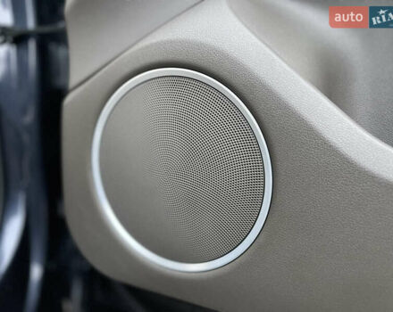 Синий Ауди Ку 5, объемом двигателя 2 л и пробегом 260 тыс. км за 14500 $, фото 42 на Automoto.ua