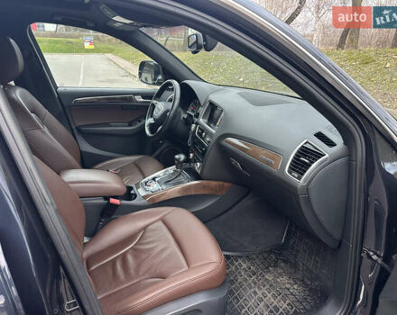 Синий Ауди Ку 5, объемом двигателя 1.98 л и пробегом 157 тыс. км за 18999 $, фото 26 на Automoto.ua