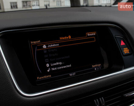 Синій Ауді Ку 5, об'ємом двигуна 1.98 л та пробігом 96 тис. км за 16800 $, фото 59 на Automoto.ua