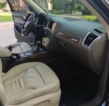 Синій Ауді Ку 5, об'ємом двигуна 2 л та пробігом 222 тис. км за 15700 $, фото 17 на Automoto.ua