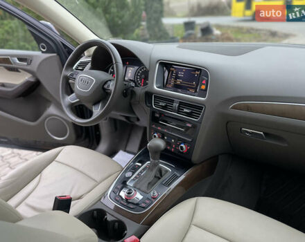 Синий Ауди Ку 5, объемом двигателя 2 л и пробегом 260 тыс. км за 14500 $, фото 25 на Automoto.ua