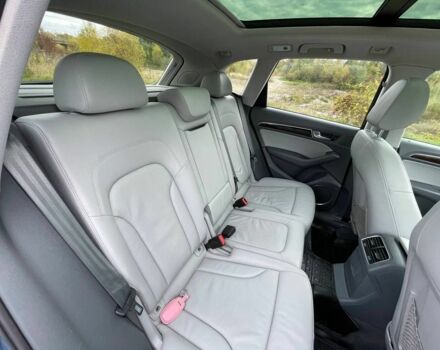 Синій Ауді Ку 5, об'ємом двигуна 2 л та пробігом 151 тис. км за 13500 $, фото 23 на Automoto.ua