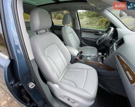 Синій Ауді Ку 5, об'ємом двигуна 2 л та пробігом 151 тис. км за 13300 $, фото 30 на Automoto.ua