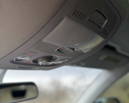 Синій Ауді Ку 5, об'ємом двигуна 2 л та пробігом 204 тис. км за 15990 $, фото 48 на Automoto.ua