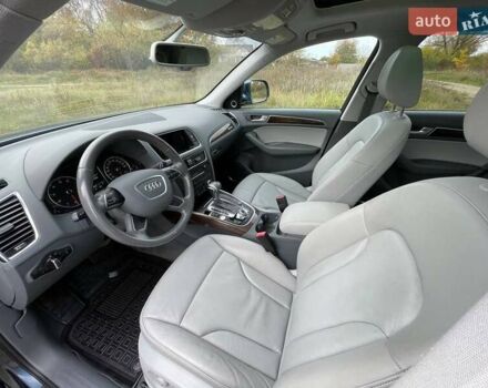 Синий Ауди Ку 5, объемом двигателя 2 л и пробегом 151 тыс. км за 13800 $, фото 14 на Automoto.ua