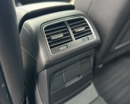 Синій Ауді Ку 5, об'ємом двигуна 2 л та пробігом 204 тис. км за 15990 $, фото 53 на Automoto.ua