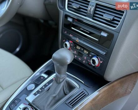 Синій Ауді Ку 5, об'ємом двигуна 2 л та пробігом 158 тис. км за 16500 $, фото 90 на Automoto.ua