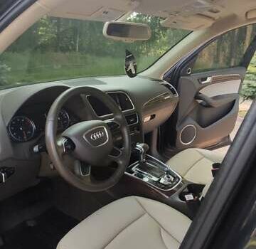 Синий Ауди Ку 5, объемом двигателя 2 л и пробегом 224 тыс. км за 15600 $, фото 24 на Automoto.ua