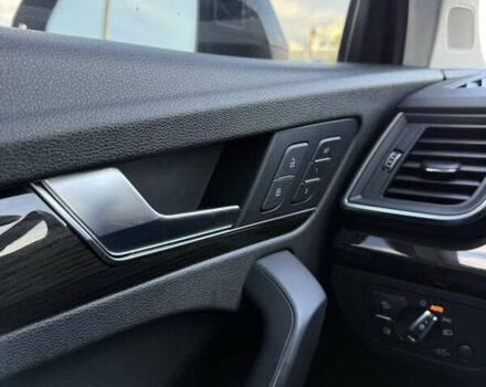 Ауди Ку 5 2017 в Кривом Роге на Automoto.ua Синий Ауди Ку 5, объемом двигателя 1.98 л и пробегом 130 тыс. км за 29800 $, фото 35 на Automoto.ua