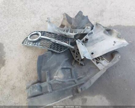 Синий Ауди Ку 5, объемом двигателя 2 л и пробегом 64 тыс. км за 2300 $, фото 11 на Automoto.ua