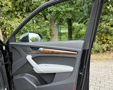 Синий Ауди Ку 5, объемом двигателя 2 л и пробегом 126 тыс. км за 25500 $, фото 36 на Automoto.ua