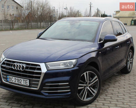 Синий Ауди Ку 5, объемом двигателя 1.97 л и пробегом 180 тыс. км за 28700 $, фото 3 на Automoto.ua