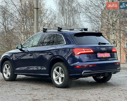 Синій Ауді Ку 5, об'ємом двигуна 2 л та пробігом 167 тис. км за 23700 $, фото 3 на Automoto.ua