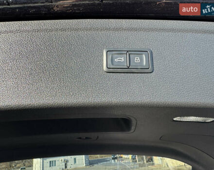 Синій Ауді Ку 5, об'ємом двигуна 1.98 л та пробігом 117 тис. км за 27000 $, фото 12 на Automoto.ua