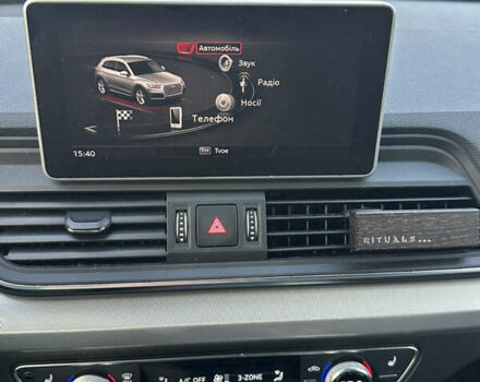 Синій Ауді Ку 5, об'ємом двигуна 1.98 л та пробігом 101 тис. км за 20500 $, фото 28 на Automoto.ua