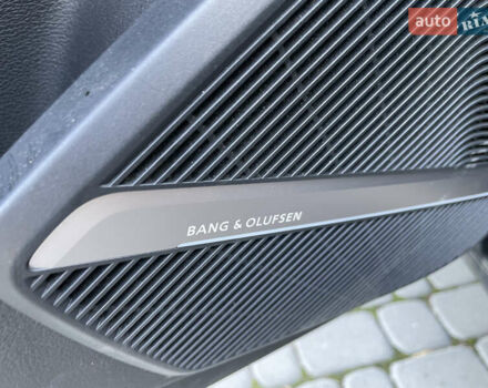 Синий Ауди Ку 5, объемом двигателя 2 л и пробегом 281 тыс. км за 21000 $, фото 9 на Automoto.ua