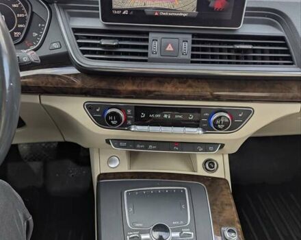 Синий Ауди Ку 5, объемом двигателя 1.98 л и пробегом 192 тыс. км за 21500 $, фото 61 на Automoto.ua