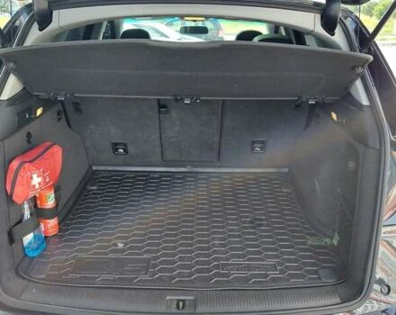 Синій Ауді Ку 5, об'ємом двигуна 1.98 л та пробігом 135 тис. км за 17000 $, фото 5 на Automoto.ua