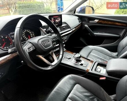 Синій Ауді Ку 5, об'ємом двигуна 2 л та пробігом 125 тис. км за 23500 $, фото 16 на Automoto.ua