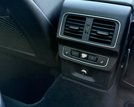 Ауди Ку 5 2017 в Кривом Роге на Automoto.ua Синий Ауди Ку 5, объемом двигателя 1.98 л и пробегом 130 тыс. км за 29800 $, фото 26 на Automoto.ua