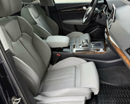 Синий Ауди Ку 5, объемом двигателя 2 л и пробегом 126 тыс. км за 25500 $, фото 34 на Automoto.ua