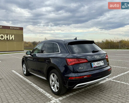 Синий Ауди Ку 5, объемом двигателя 1.98 л и пробегом 115 тыс. км за 27000 $, фото 2 на Automoto.ua