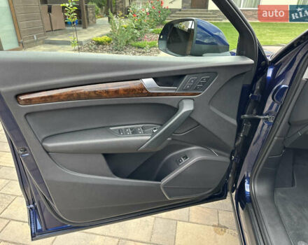 Синий Ауди Ку 5, объемом двигателя 1.98 л и пробегом 95 тыс. км за 23900 $, фото 23 на Automoto.ua