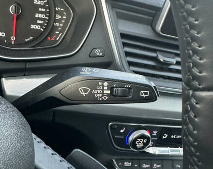 Синій Ауді Ку 5, об'ємом двигуна 1.98 л та пробігом 101 тис. км за 20500 $, фото 31 на Automoto.ua