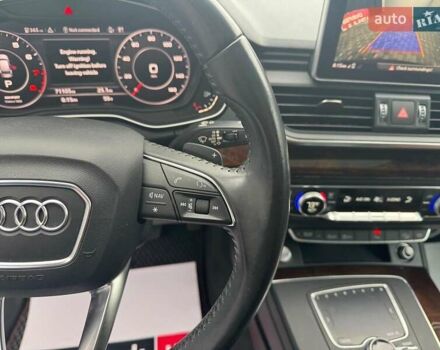 Синій Ауді Ку 5, об'ємом двигуна 2 л та пробігом 115 тис. км за 29790 $, фото 29 на Automoto.ua