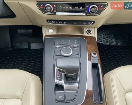 Синий Ауди Ку 5, объемом двигателя 1.98 л и пробегом 136 тыс. км за 22700 $, фото 26 на Automoto.ua