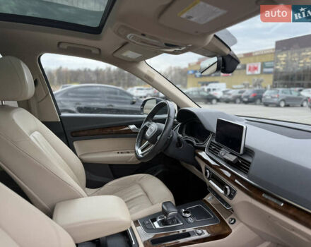 Синий Ауди Ку 5, объемом двигателя 1.98 л и пробегом 115 тыс. км за 27000 $, фото 4 на Automoto.ua