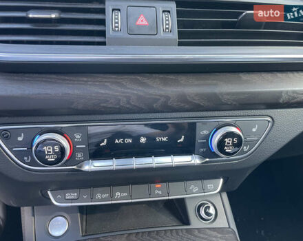 Синий Ауди Ку 5, объемом двигателя 2 л и пробегом 281 тыс. км за 21000 $, фото 15 на Automoto.ua