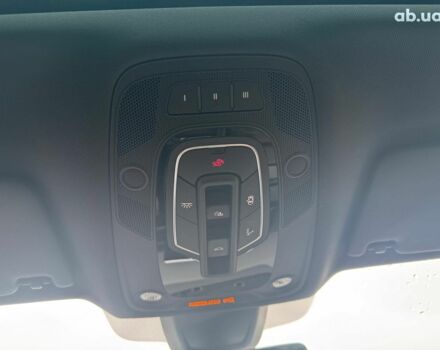 Синий Ауди Ку 5, объемом двигателя 2 л и пробегом 115 тыс. км за 29790 $, фото 34 на Automoto.ua