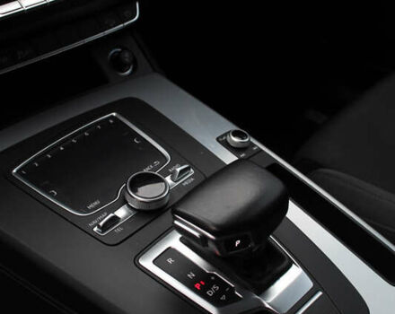 Синий Ауди Ку 5, объемом двигателя 1.97 л и пробегом 180 тыс. км за 28700 $, фото 27 на Automoto.ua