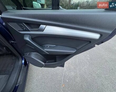 Синий Ауди Ку 5, объемом двигателя 2 л и пробегом 90 тыс. км за 27300 $, фото 35 на Automoto.ua