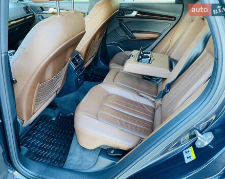 Синий Ауди Ку 5, объемом двигателя 2 л и пробегом 163 тыс. км за 24800 $, фото 24 на Automoto.ua