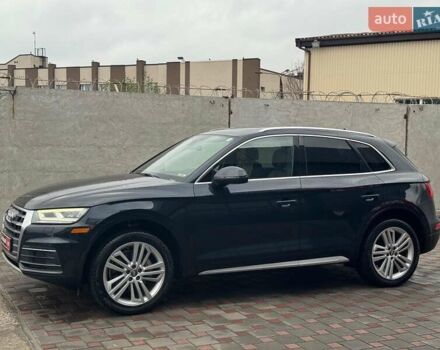 Синій Ауді Ку 5, об'ємом двигуна 2 л та пробігом 115 тис. км за 29790 $, фото 3 на Automoto.ua