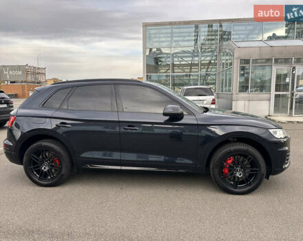 Ауді Ку 5 2017 у Києві на Automoto.ua Синій Ауді Ку 5, об'ємом двигуна 1.98 л та пробігом 123 тис. км за 30000 $, фото 1 на Automoto.ua