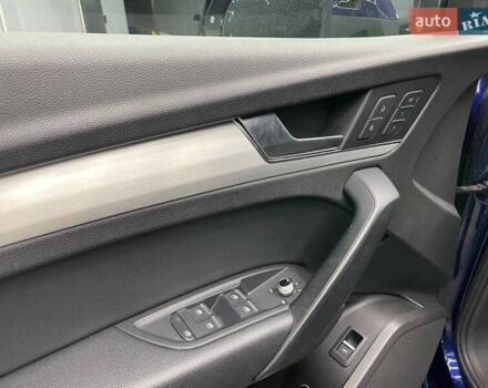 Синій Ауді Ку 5, об'ємом двигуна 2 л та пробігом 167 тис. км за 24800 $, фото 6 на Automoto.ua