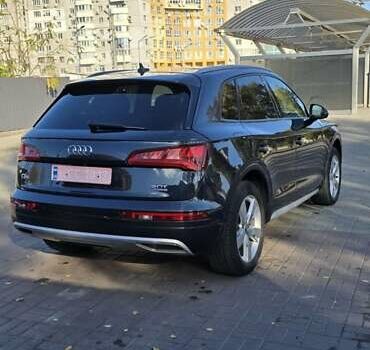 Синий Ауди Ку 5, объемом двигателя 2 л и пробегом 150 тыс. км за 22500 $, фото 51 на Automoto.ua