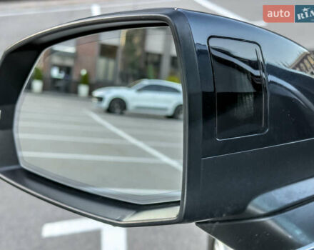 Синій Ауді Ку 5, об'ємом двигуна 2 л та пробігом 86 тис. км за 32999 $, фото 26 на Automoto.ua