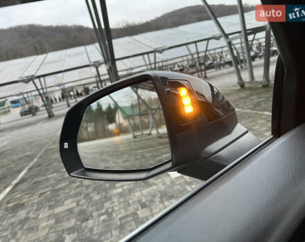 Синій Ауді Ку 5, об'ємом двигуна 2 л та пробігом 104 тис. км за 24999 $, фото 39 на Automoto.ua