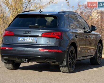 Синій Ауді Ку 5, об'ємом двигуна 1.98 л та пробігом 130 тис. км за 28000 $, фото 10 на Automoto.ua