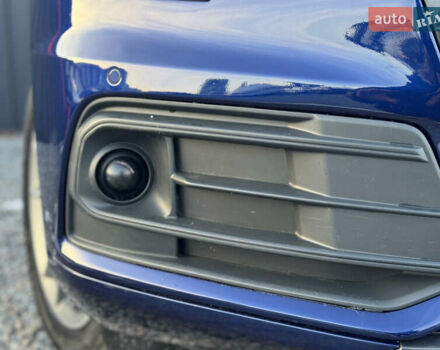 Синій Ауді Ку 5, об'ємом двигуна 2 л та пробігом 176 тис. км за 24499 $, фото 8 на Automoto.ua