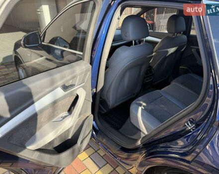 Синий Ауди Ку 5, объемом двигателя 1.97 л и пробегом 113 тыс. км за 37200 $, фото 9 на Automoto.ua