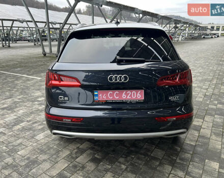 Синій Ауді Ку 5, об'ємом двигуна 2 л та пробігом 104 тис. км за 24999 $, фото 6 на Automoto.ua