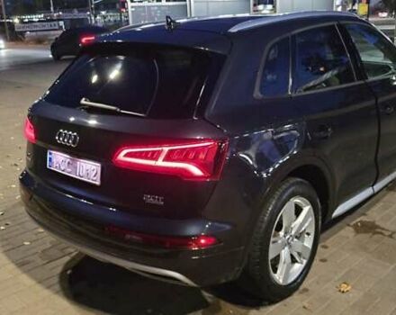 Синий Ауди Ку 5, объемом двигателя 2 л и пробегом 150 тыс. км за 22500 $, фото 5 на Automoto.ua