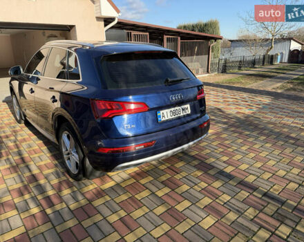 Синий Ауди Ку 5, объемом двигателя 1.97 л и пробегом 113 тыс. км за 37200 $, фото 3 на Automoto.ua